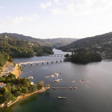 Retiro Da Montanha - Geres 펜션 *