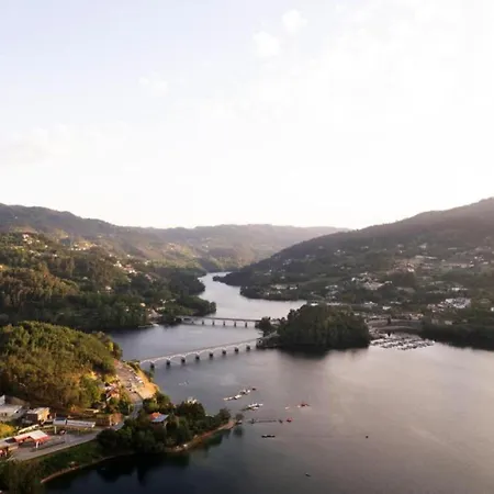 Retiro Da Montanha - Geres 펜션